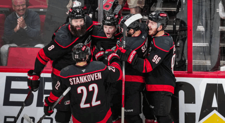 Carolina Hurricanes Täynnä Tulta Neljänteen Peliin